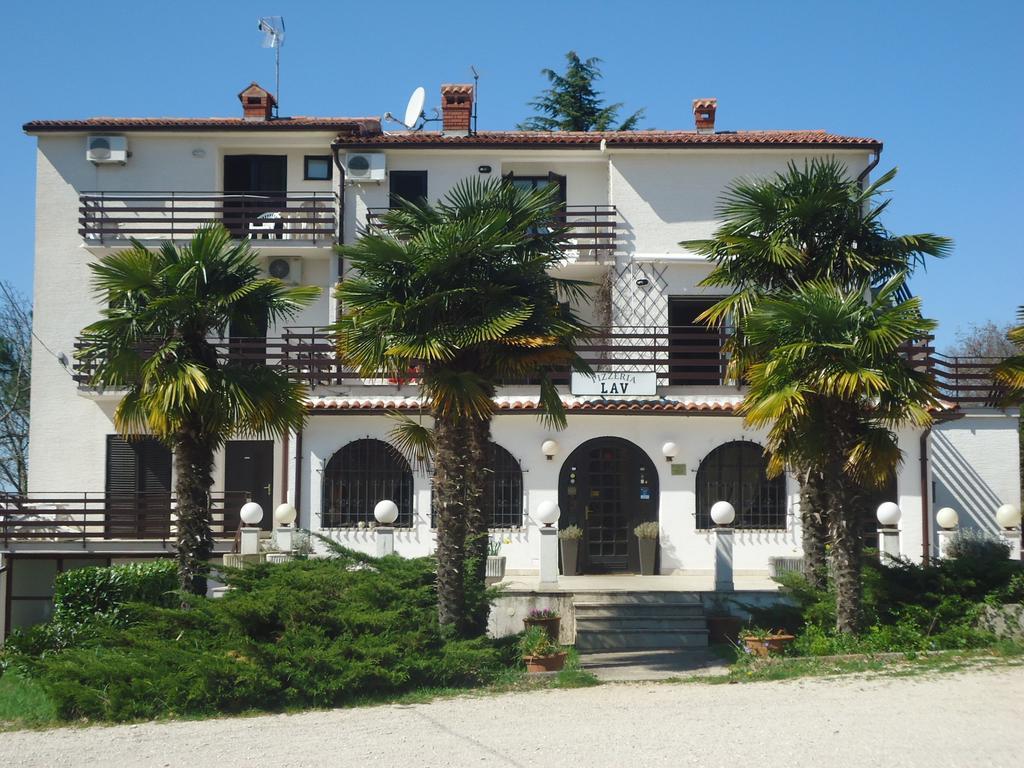 Apartments Lav Umago Exterior foto