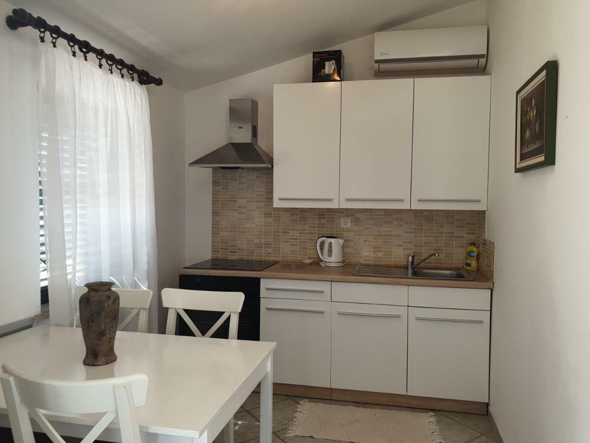Apartments Lav Umago Quarto foto